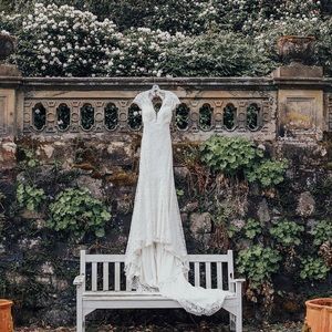 Pnina Tornai Classic Lace Wedding Dress